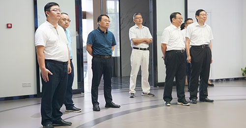 省工信廳二級(jí)巡視員余雷一行走訪調(diào)研泰隆減速機(jī)